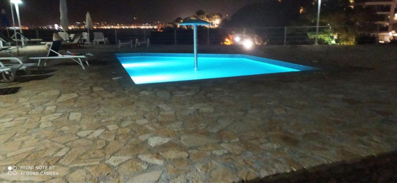 Matthews Beach House Avlonya Dış mekan fotoğraf