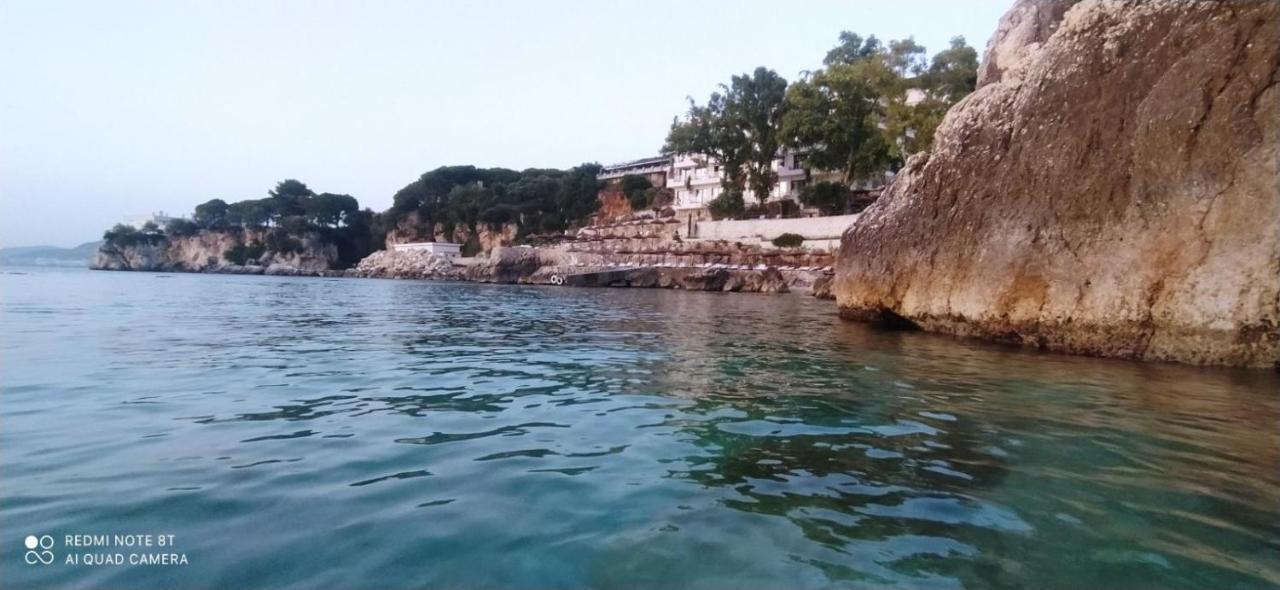 Matthews Beach House Avlonya Dış mekan fotoğraf