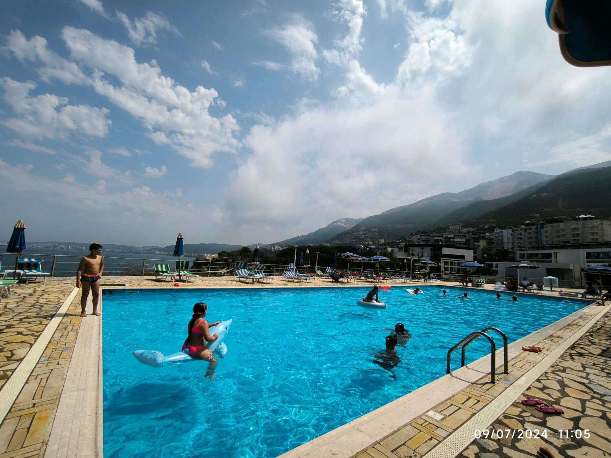 Matthews Beach House Avlonya Dış mekan fotoğraf