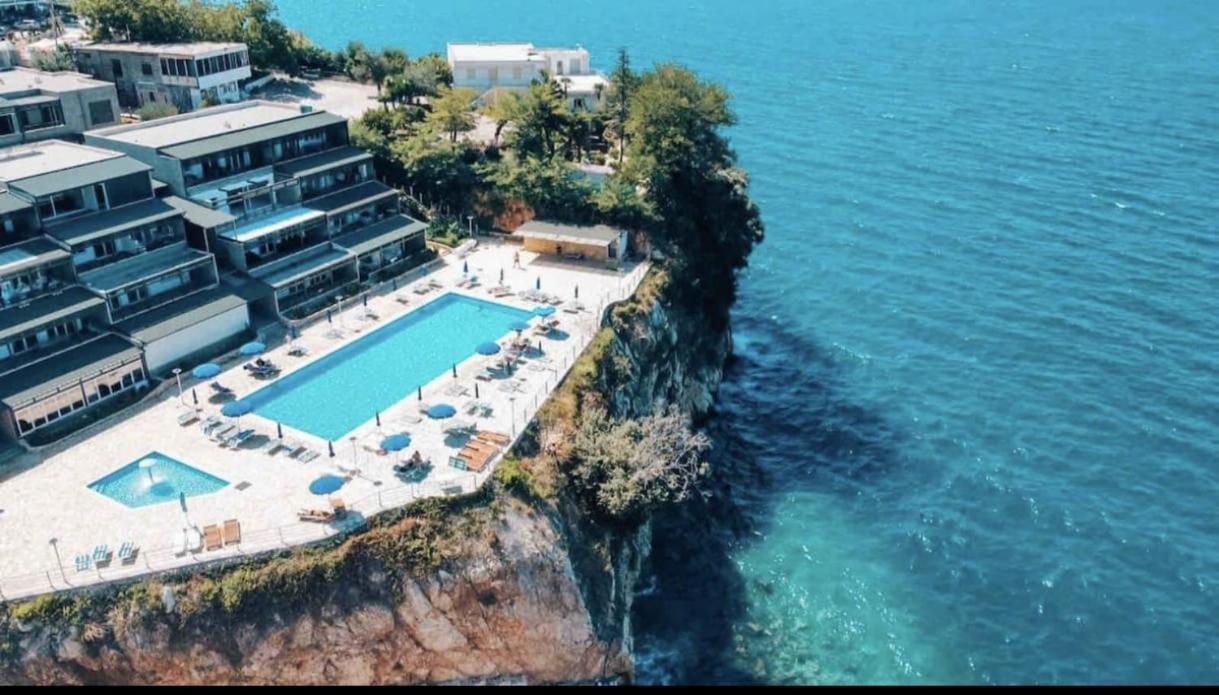 Matthews Beach House Avlonya Dış mekan fotoğraf